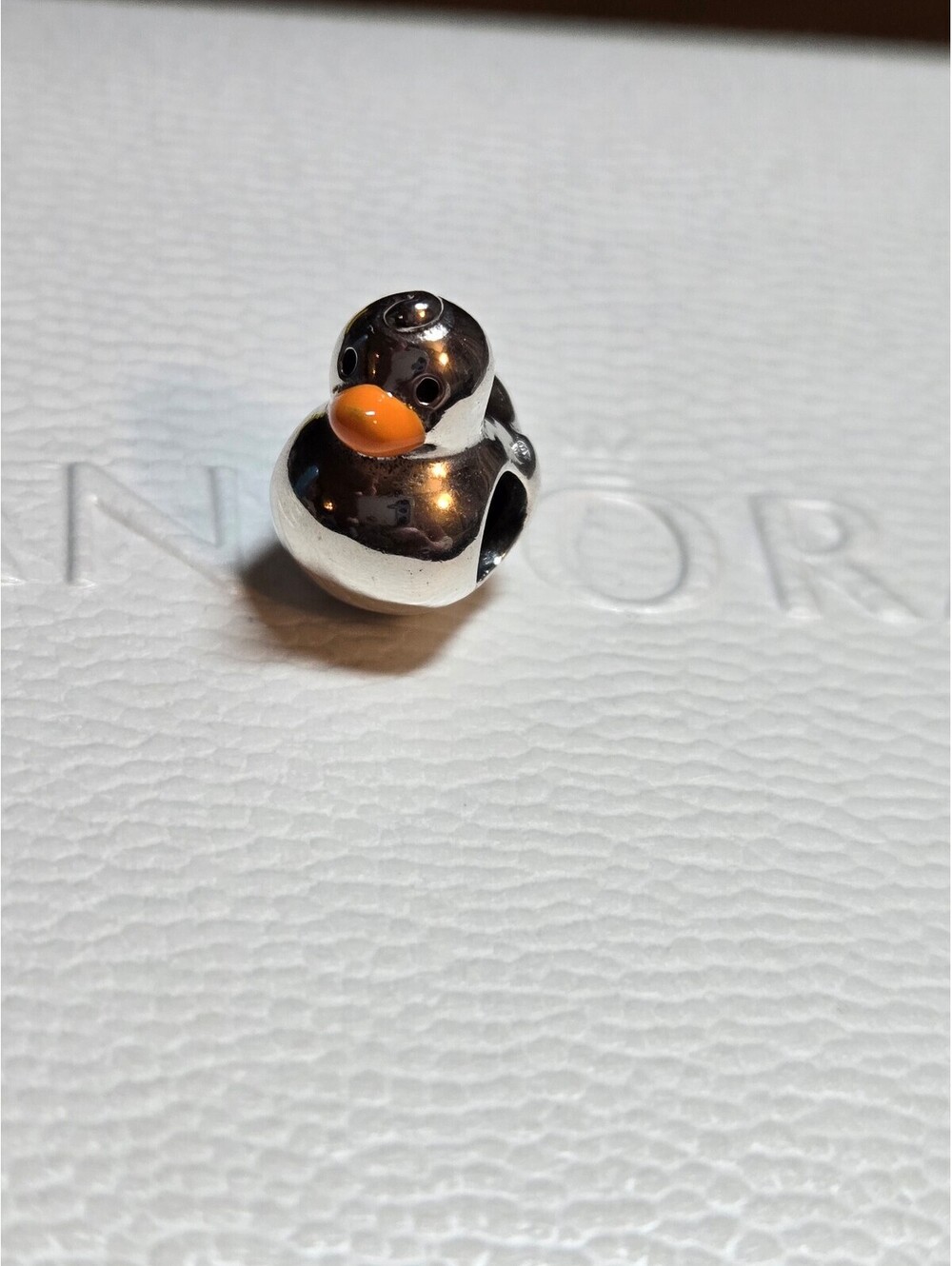 Pandora s925 ale charm duck